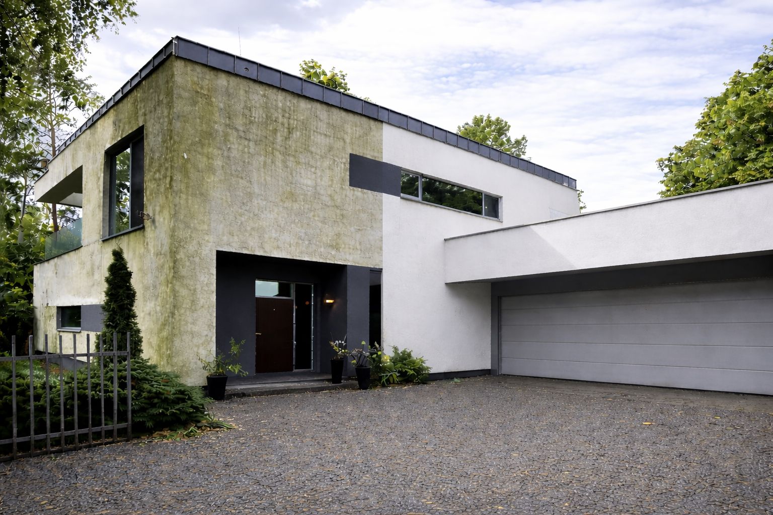 Dom jednorodzinny / Segment